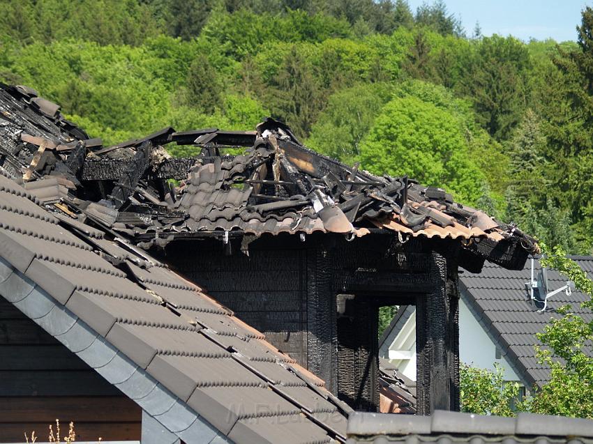 Holzhaus abgebrannt Lohmar Donrath P35.JPG